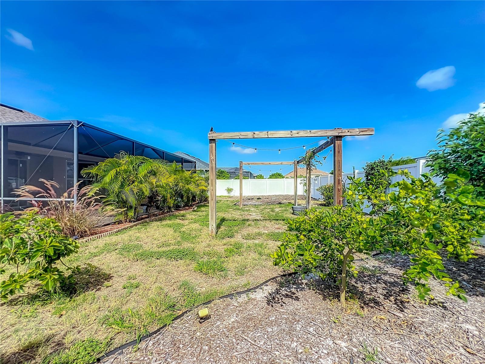 Image 36 of 42 For 301 Terranova Boulevard