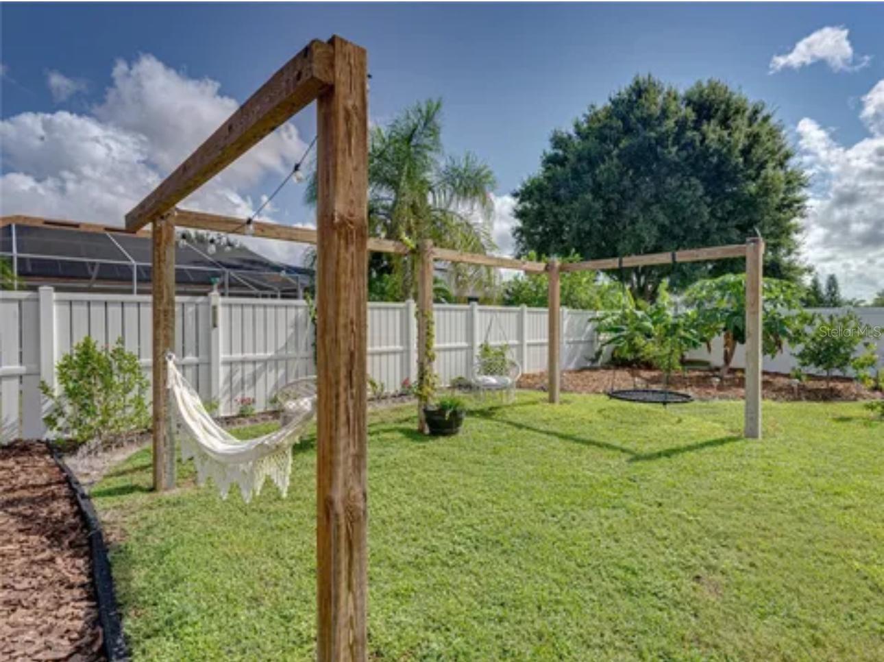Image 6 of 42 For 301 Terranova Boulevard