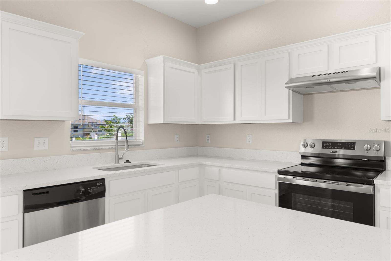 Image 14 of 44 For 1037 Brenton Manor Drive