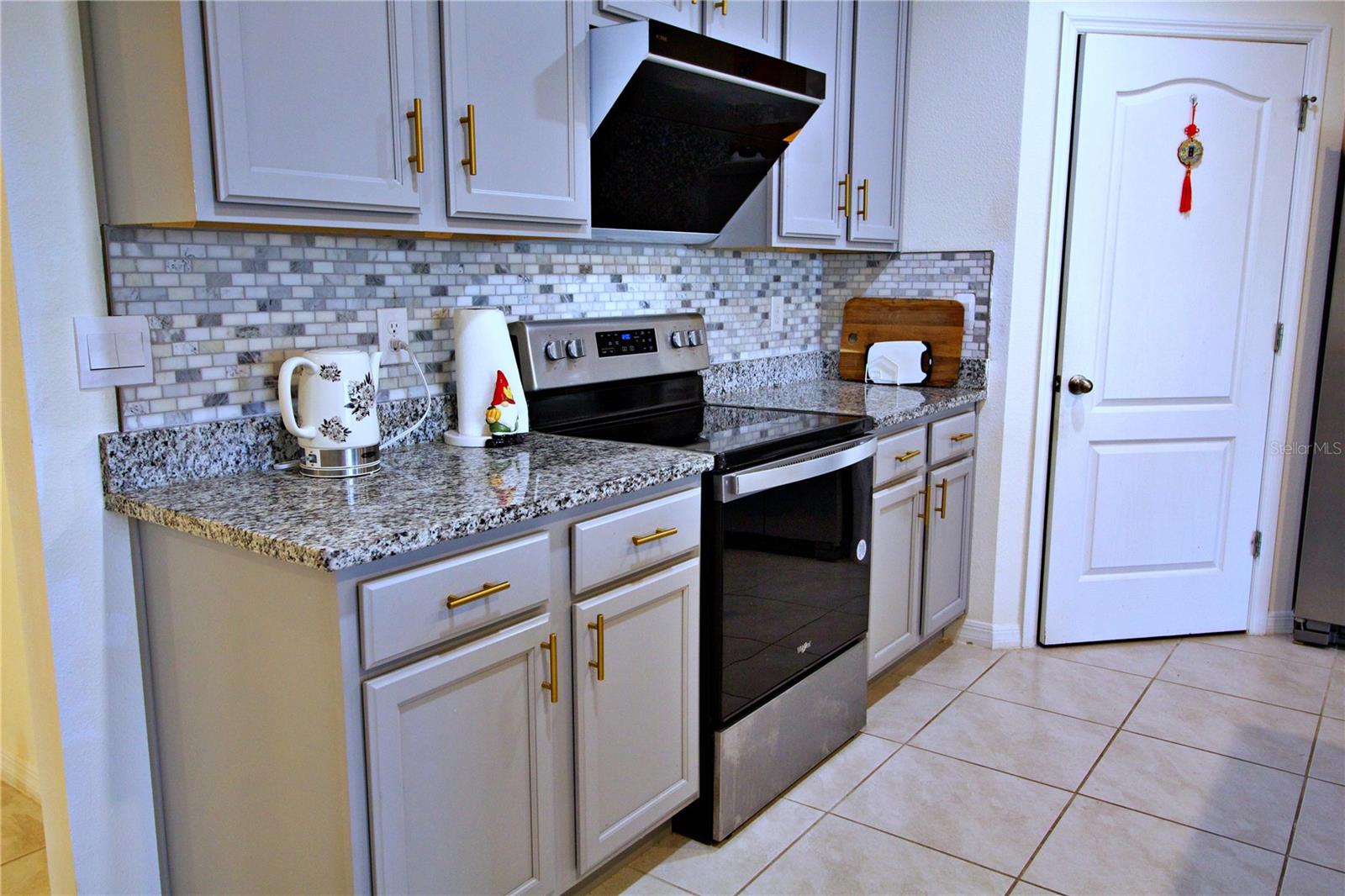 Image 11 of 56 For 6816 Cranes Roost Road