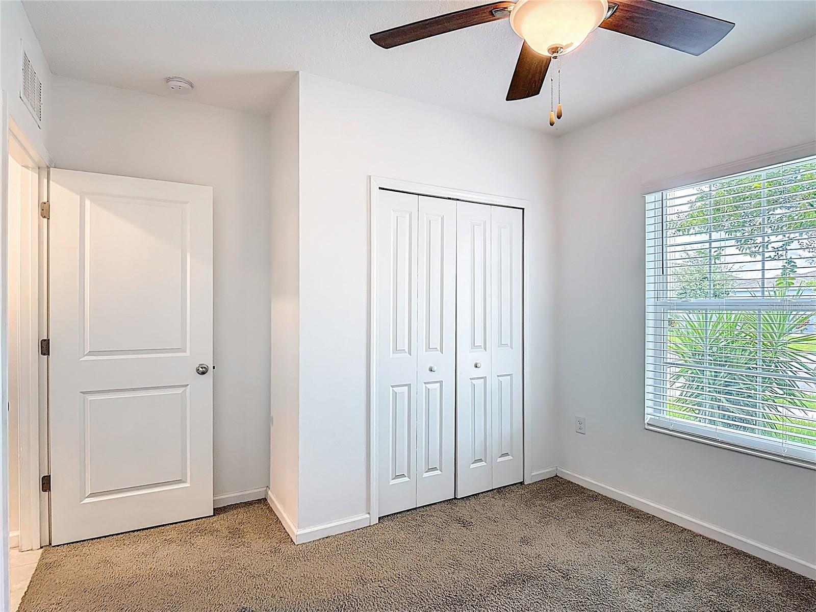 Image 22 of 44 For 450 Taft Drive
