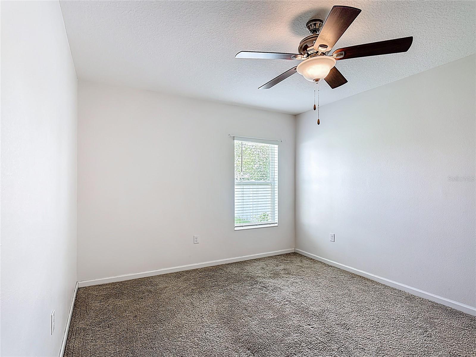 Image 30 of 44 For 450 Taft Drive