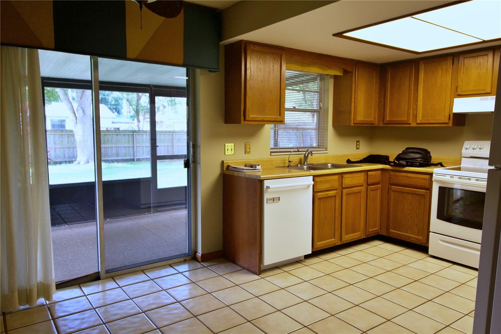 Image 8 of 22 For 6449 Eve Street