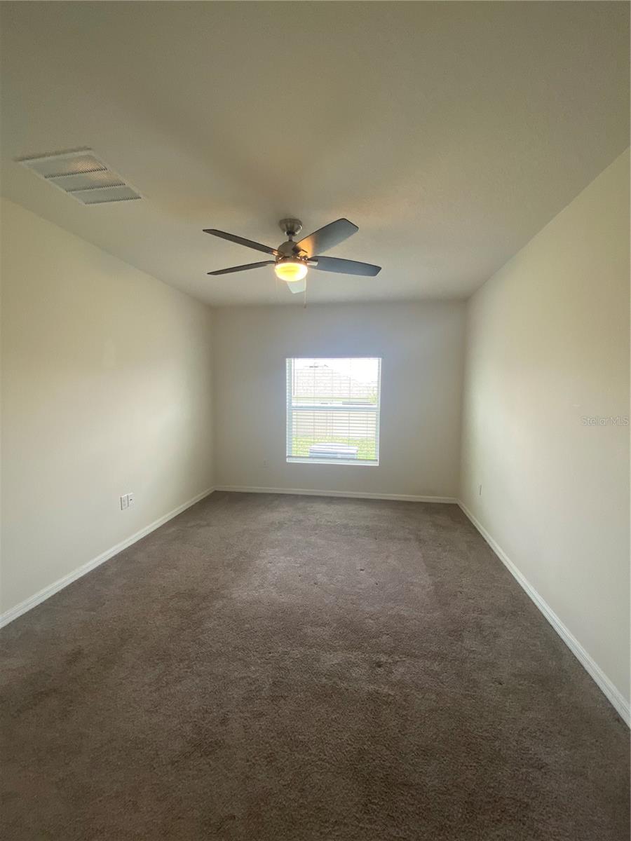 Image 33 of 53 For 568 Meadow Bend Drive