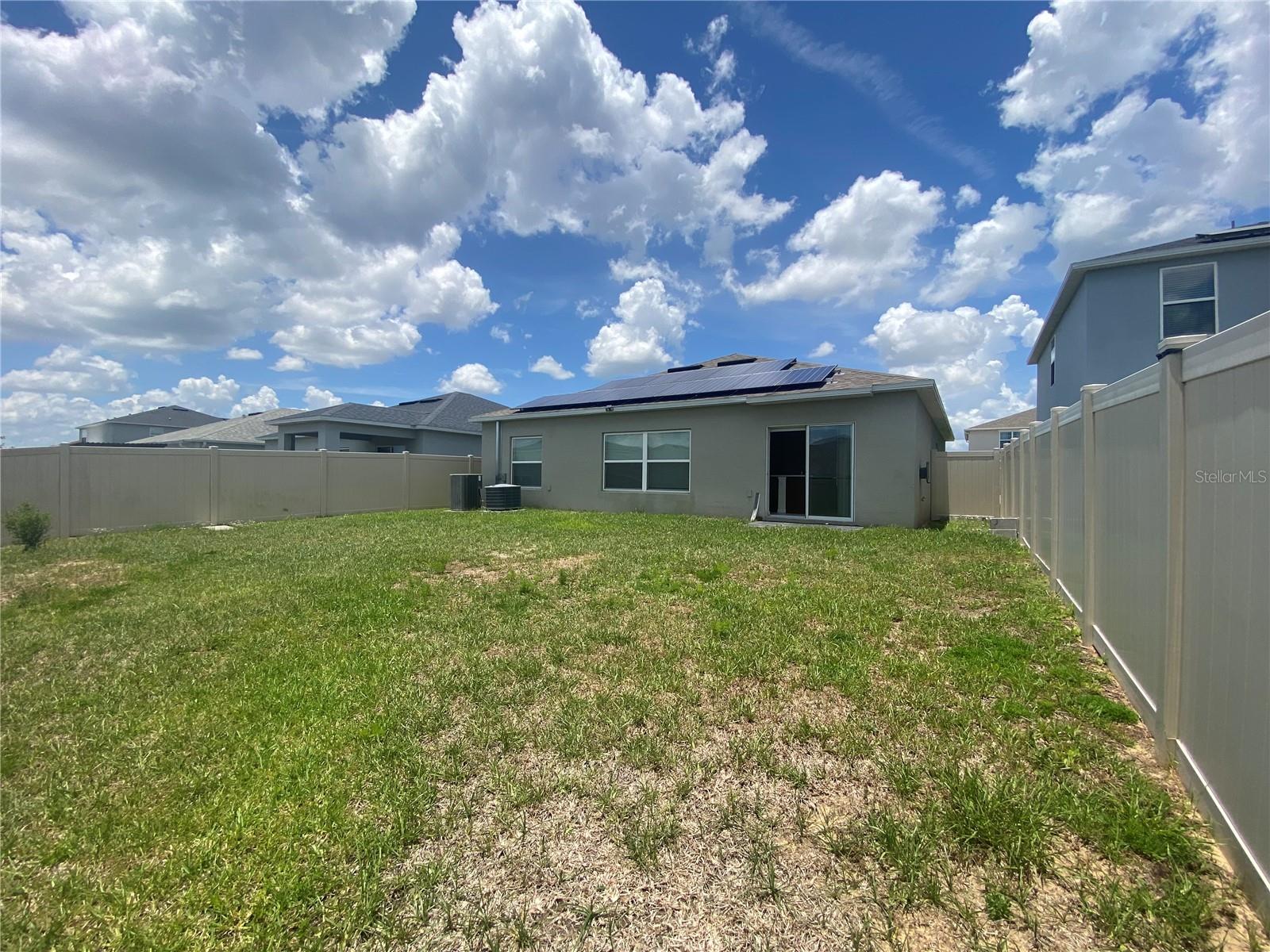 Image 41 of 53 For 568 Meadow Bend Drive