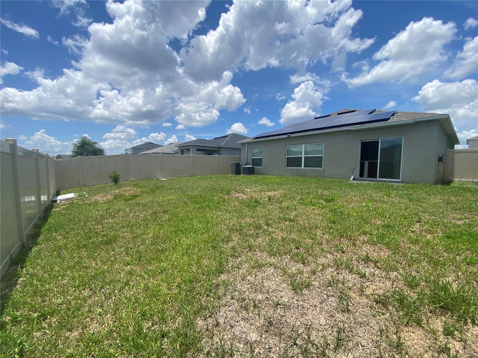 Image 42 of 53 For 568 Meadow Bend Drive