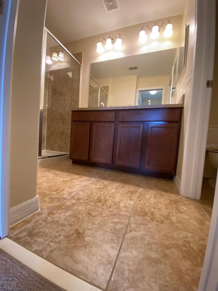 Image 14 of 20 For 2808 Adelaide Court