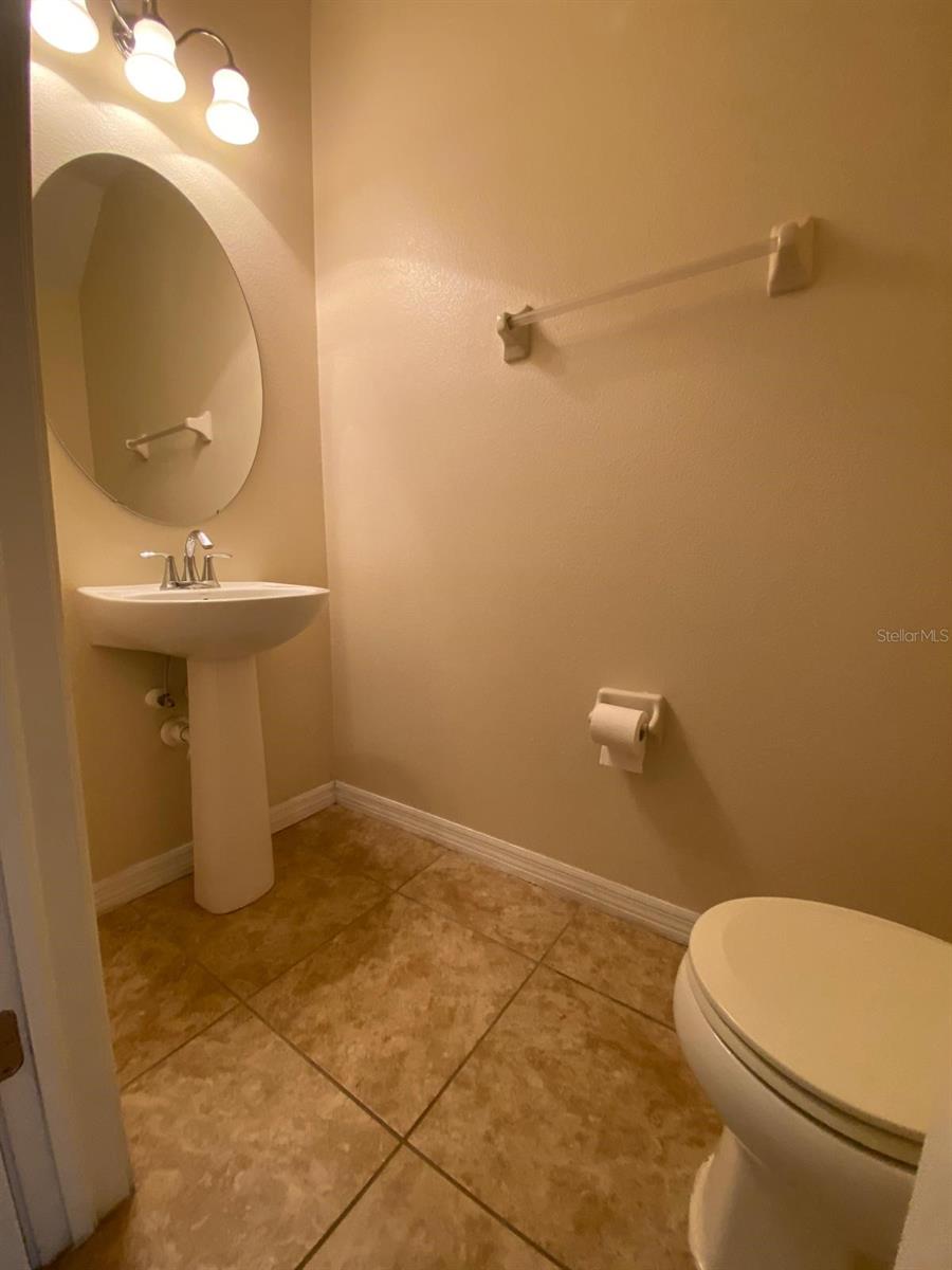 Image 6 of 20 For 2808 Adelaide Court
