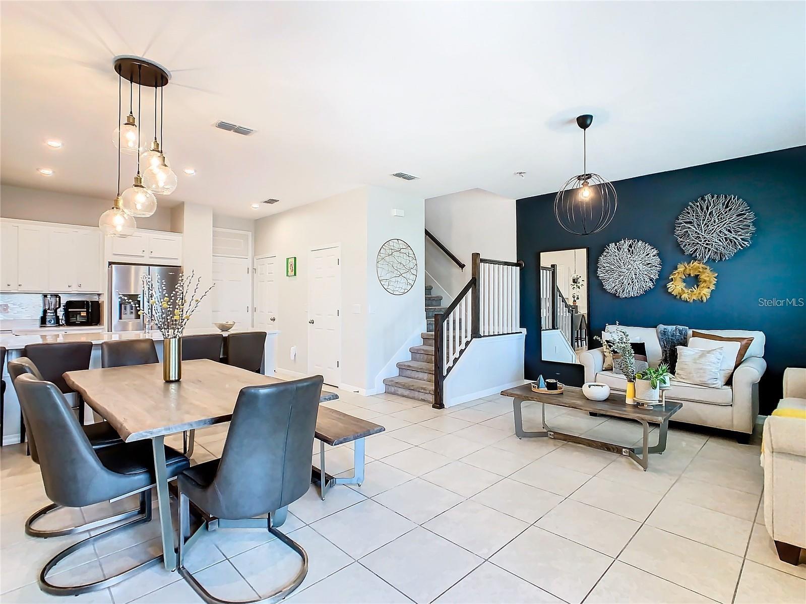 Image 4 of 30 For 2698 Chantilly Avenue
