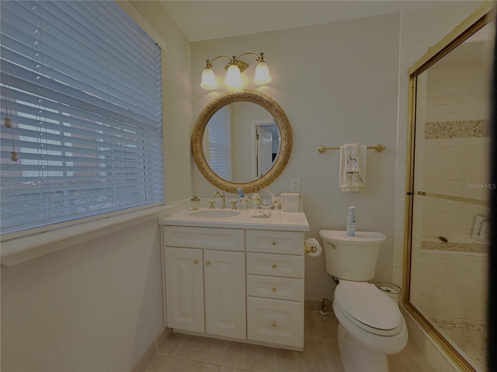Image 34 of 72 For 1221 Oriental Gardens Road