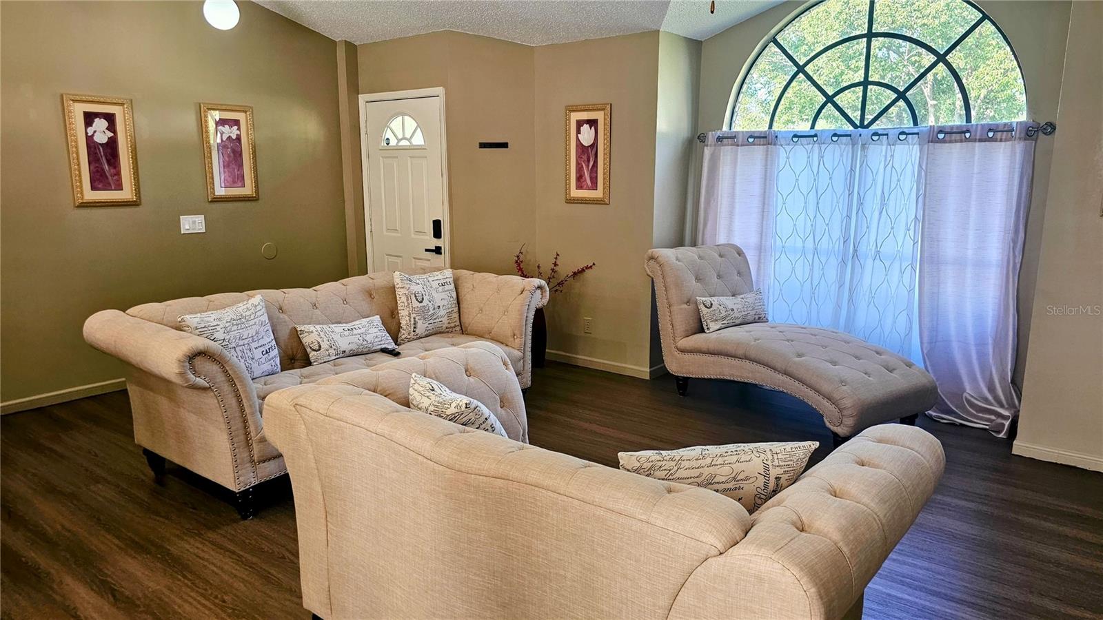 Image 20 of 36 For 4830 Red Bay Drive
