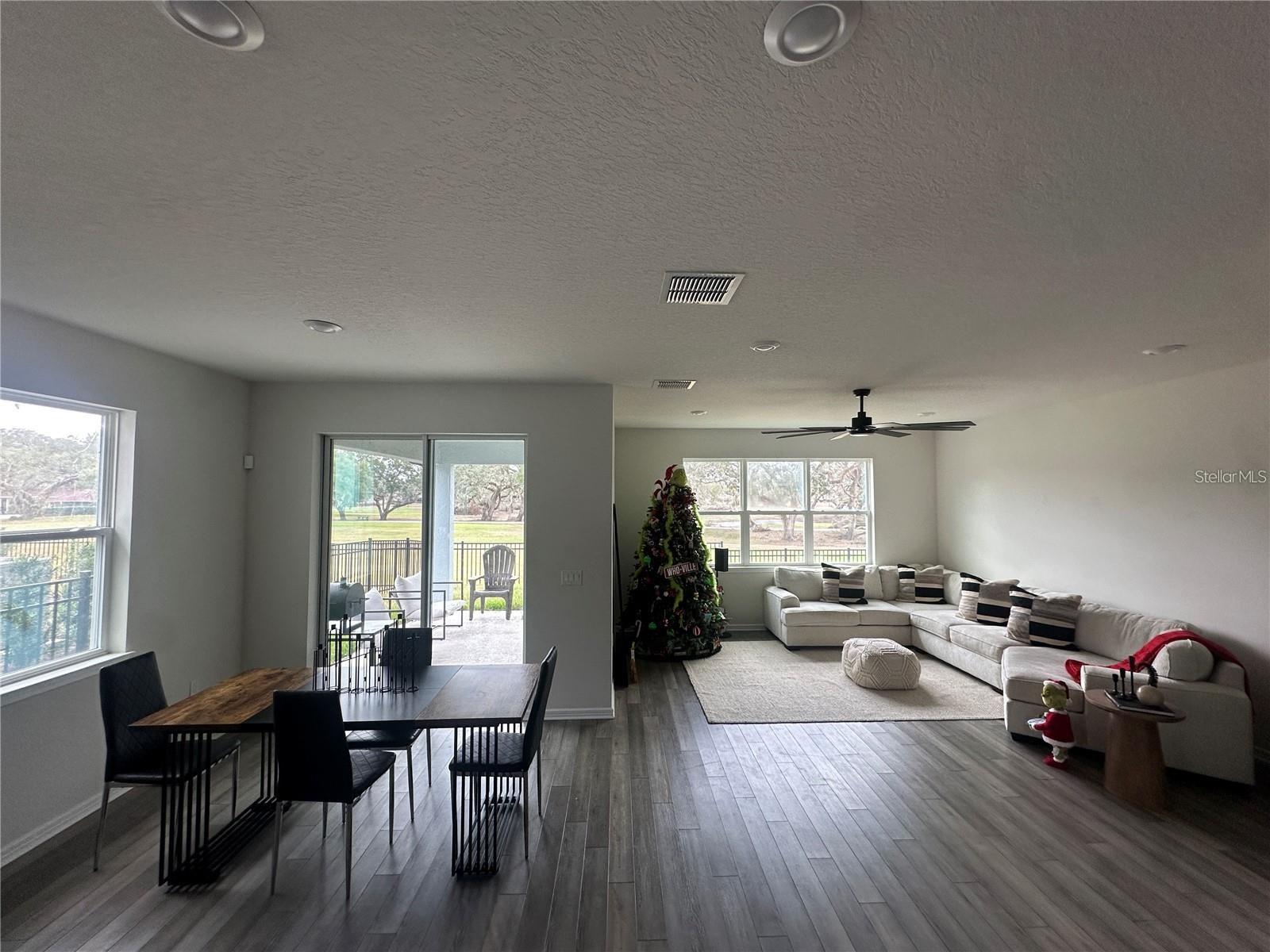 Image 8 of 21 For 36887 Highland Meadows Court