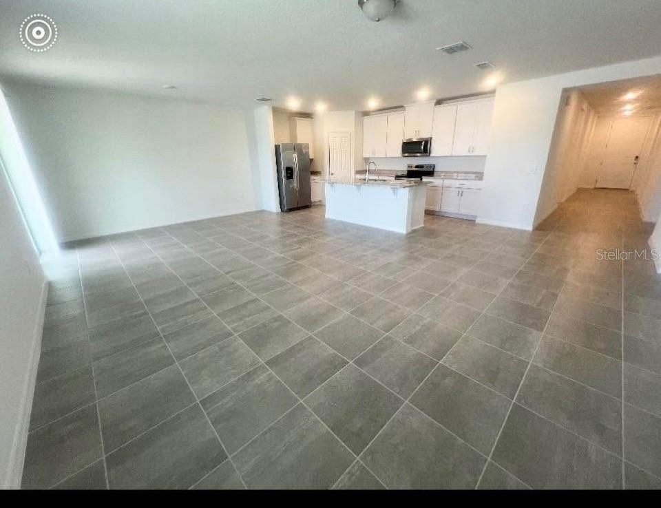 Image 4 of 7 For 2319 White Tail Street