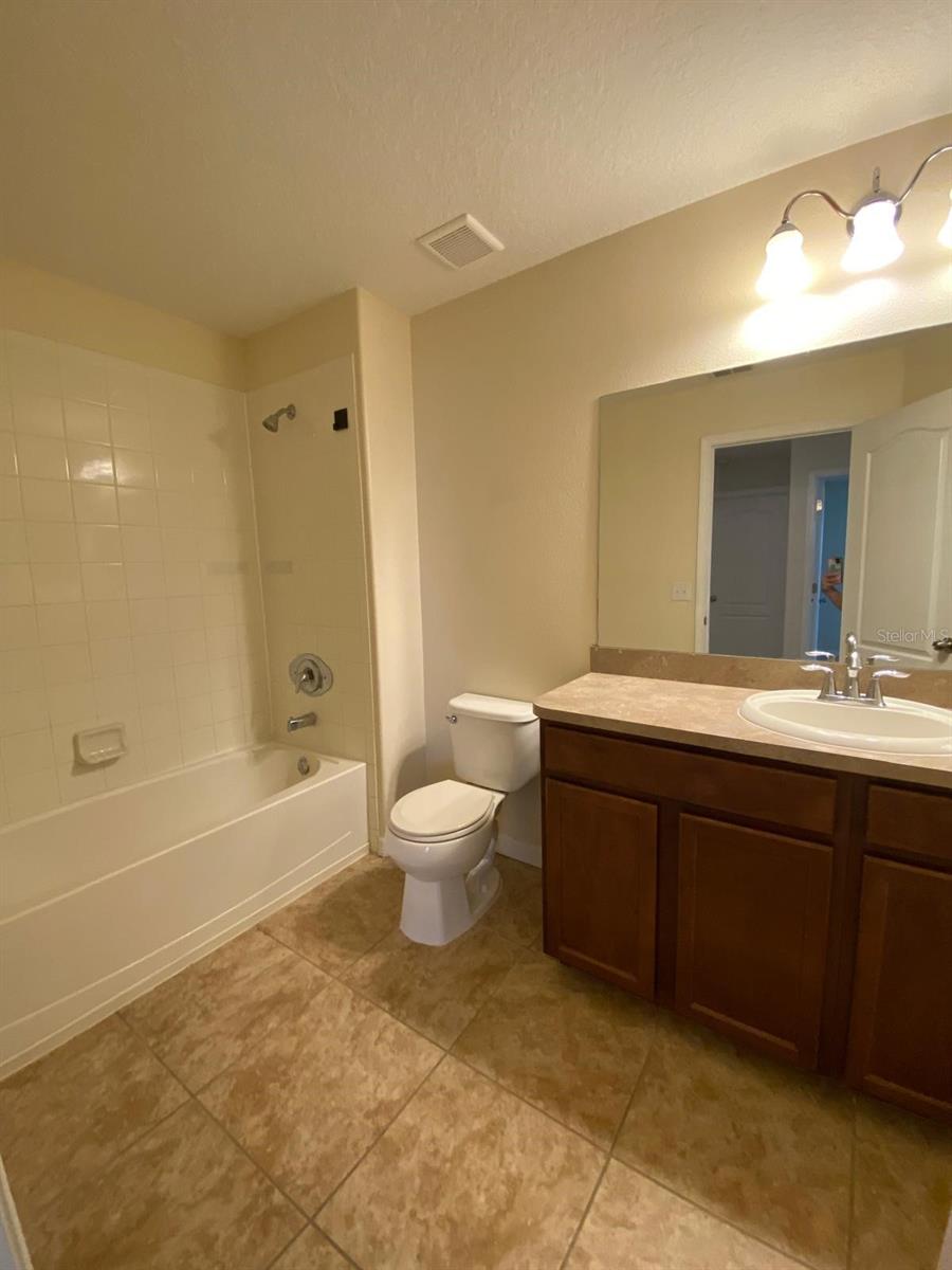 Image 15 of 17 For 2808 Adelaide Court