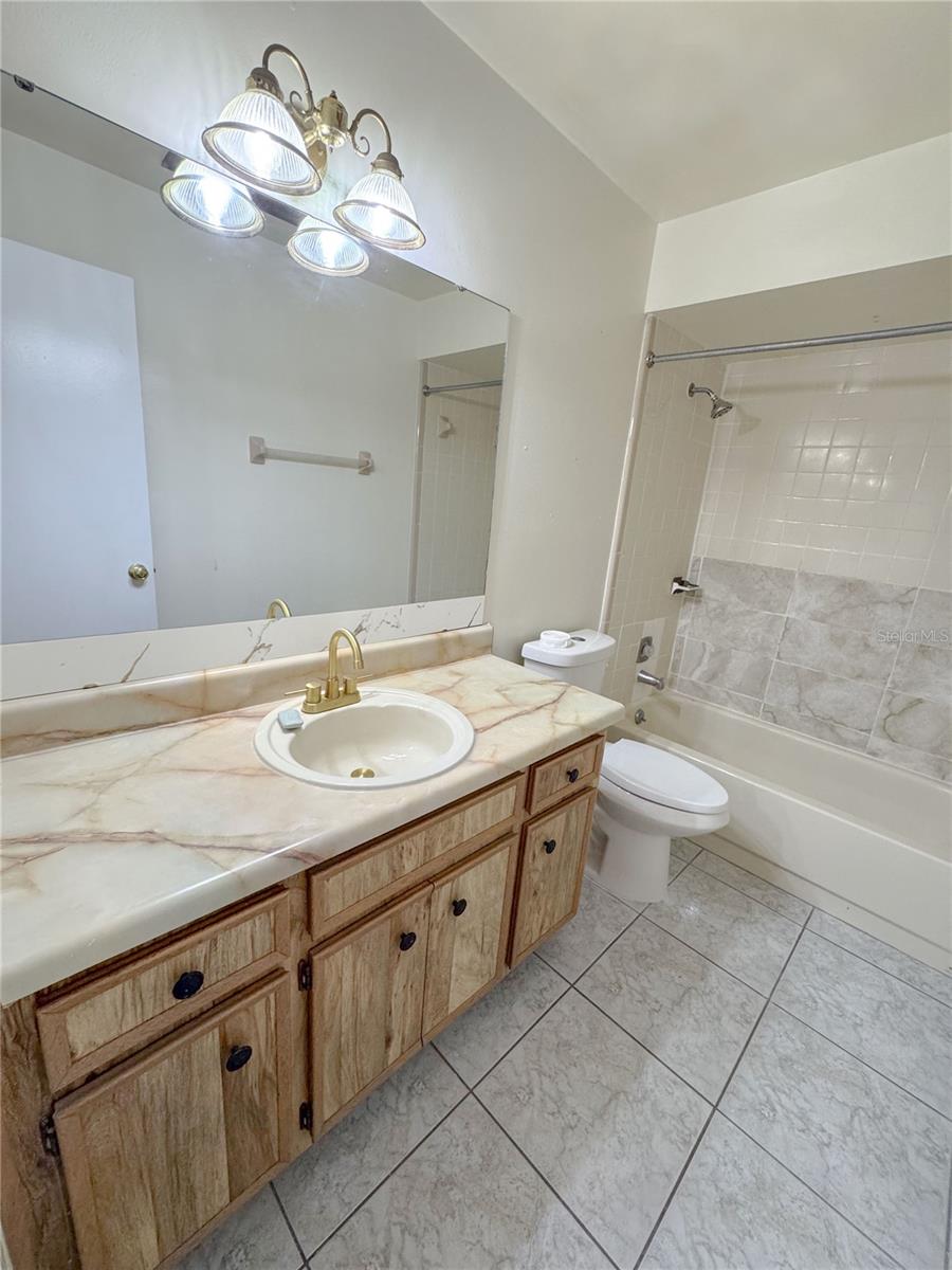 Image 18 of 20 For 2511 Coral Avenue