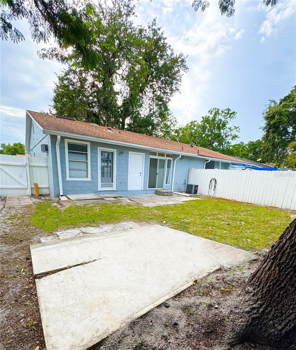 Image 3 of 20 For 2511 Coral Avenue