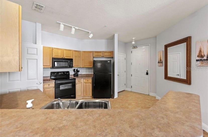 Image 9 of 14 For 504 Terrace Ridge  311