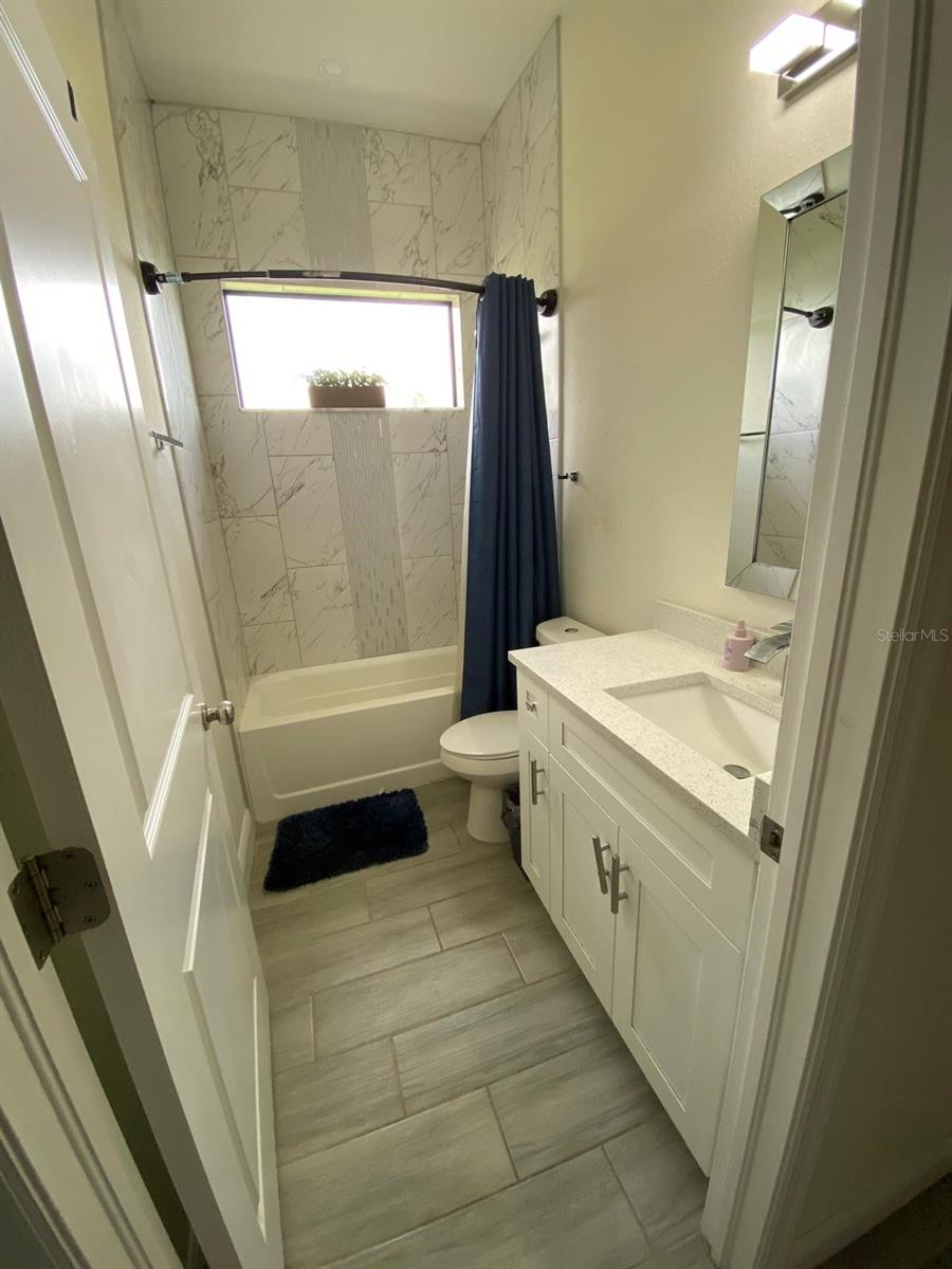 Image 13 of 22 For 2408 Conroy Avenue N