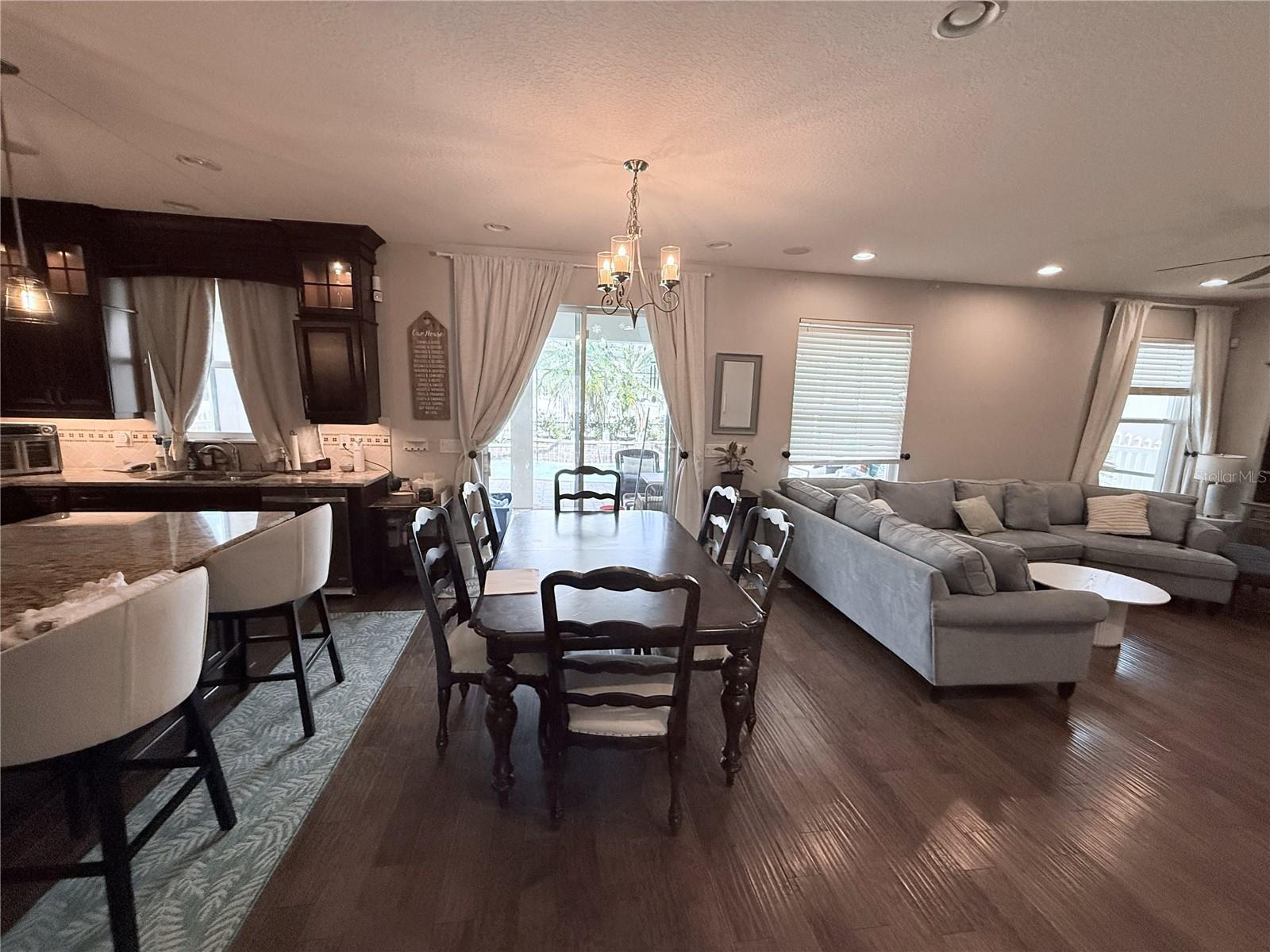 Image 6 of 35 For 8986 Fullerwood Avenue