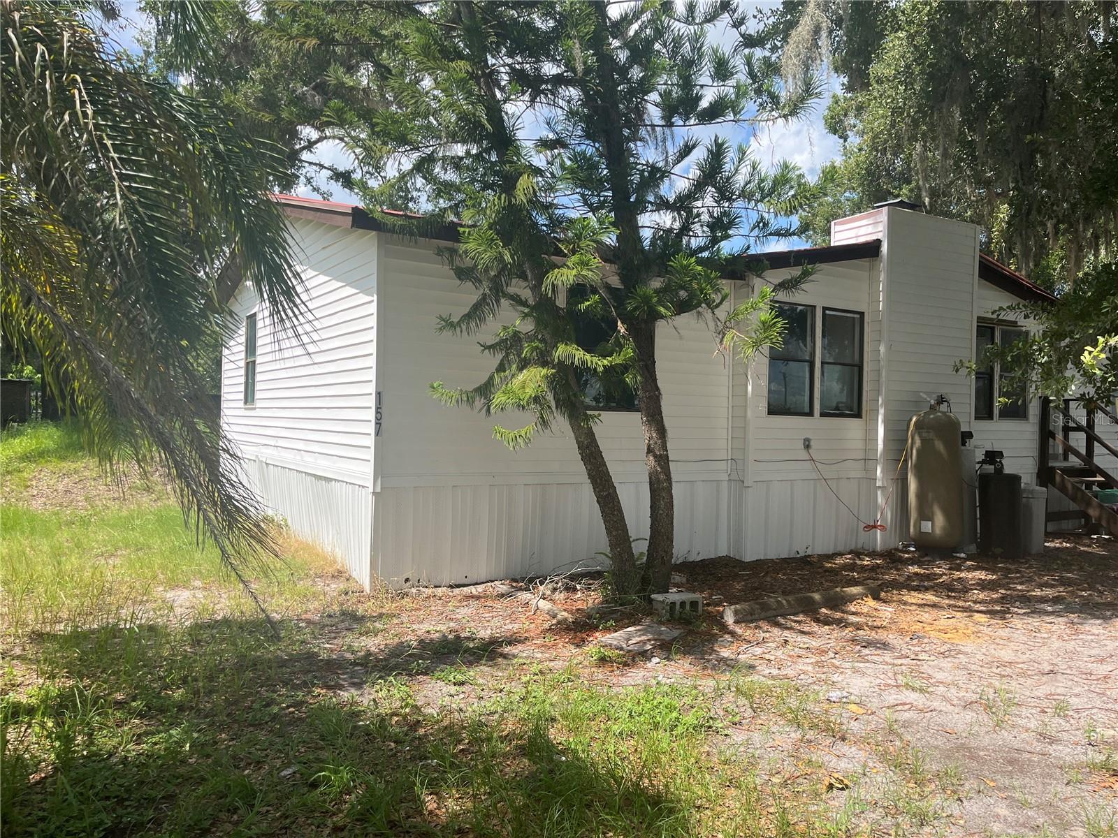 Image 4 of 50 For 157 Hilton Road