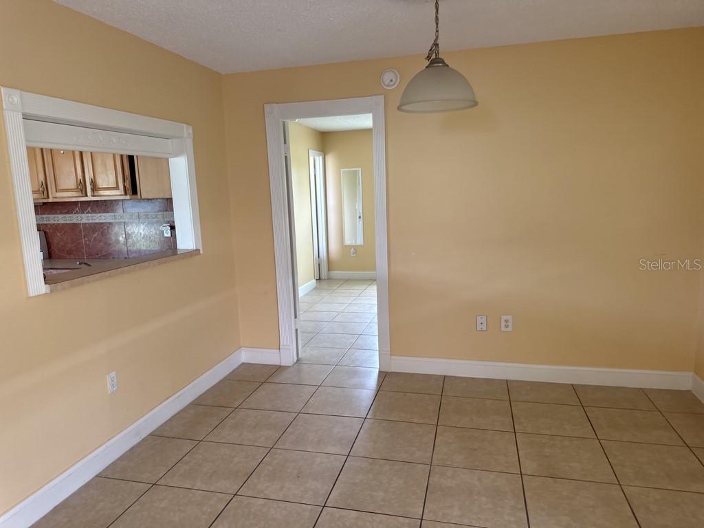 Image 2 of 14 For 394 Colonade Court