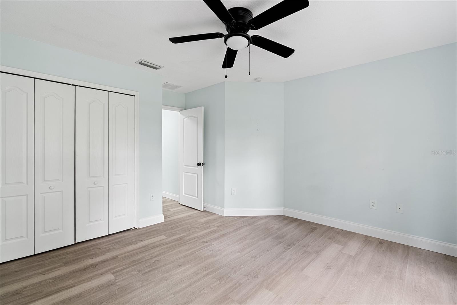 Image 26 of 64 For 6905 Beargrass Road