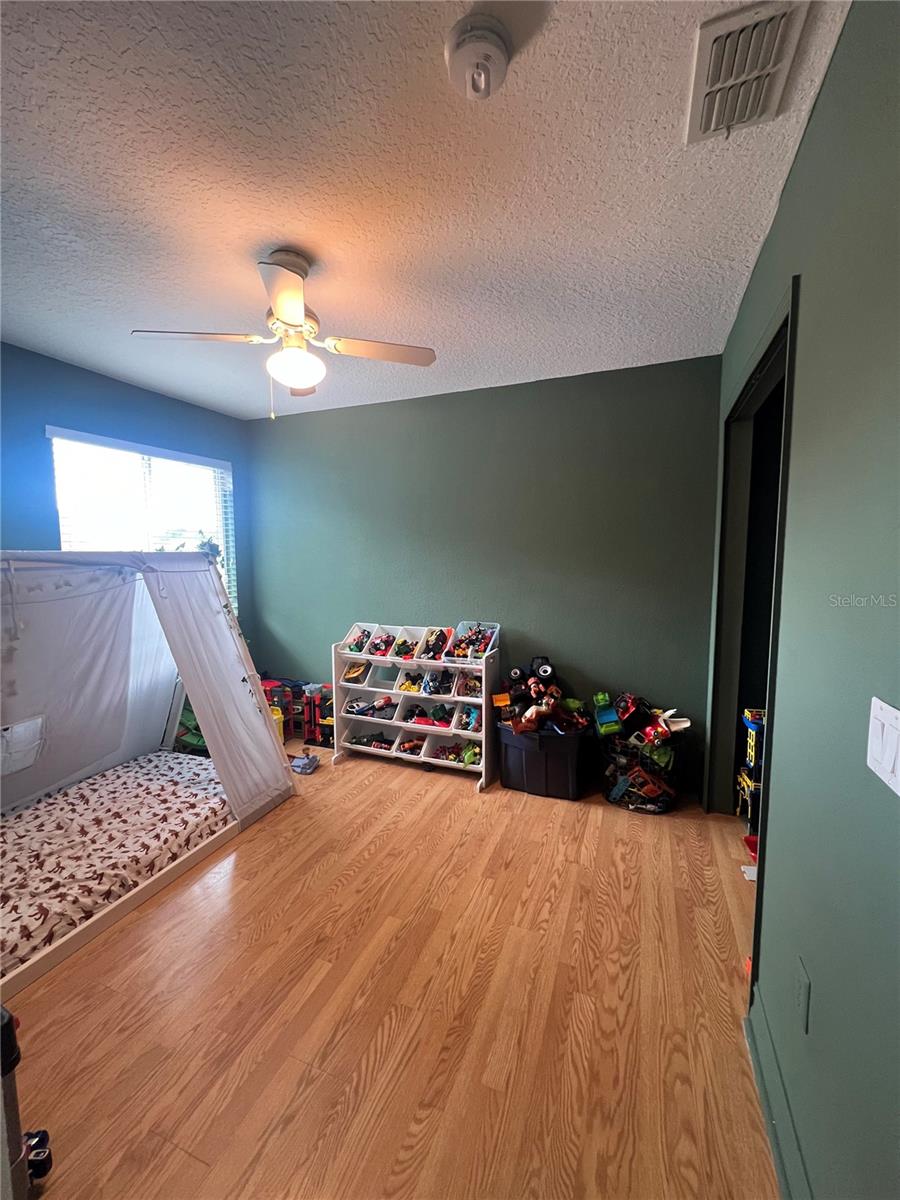 Image 21 of 25 For 3339 Primrose Willow Drive