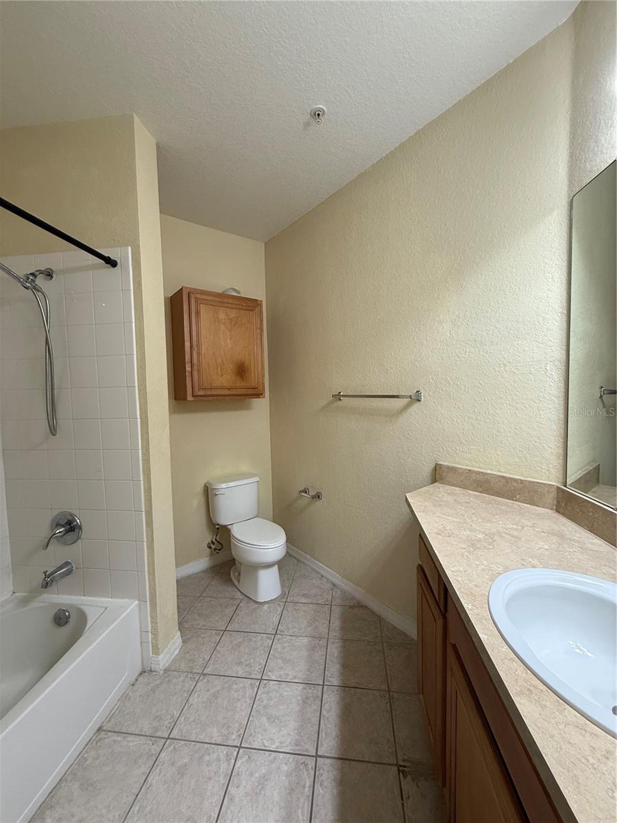 Image 6 of 18 For 6169 Metrowest Boulevard 208