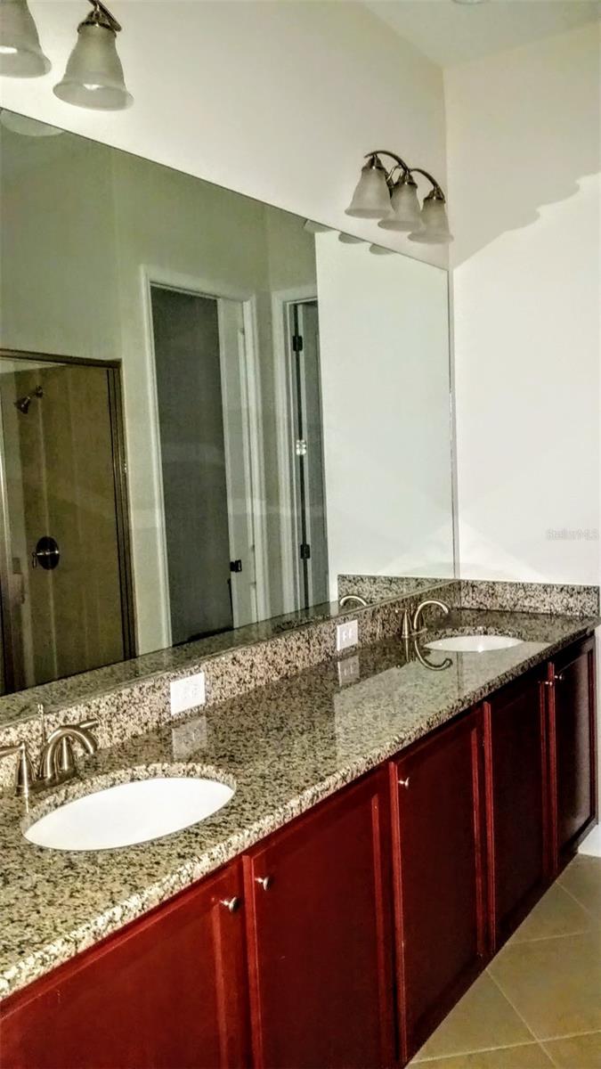 Image 11 of 33 For 13791 Benavente Avenue