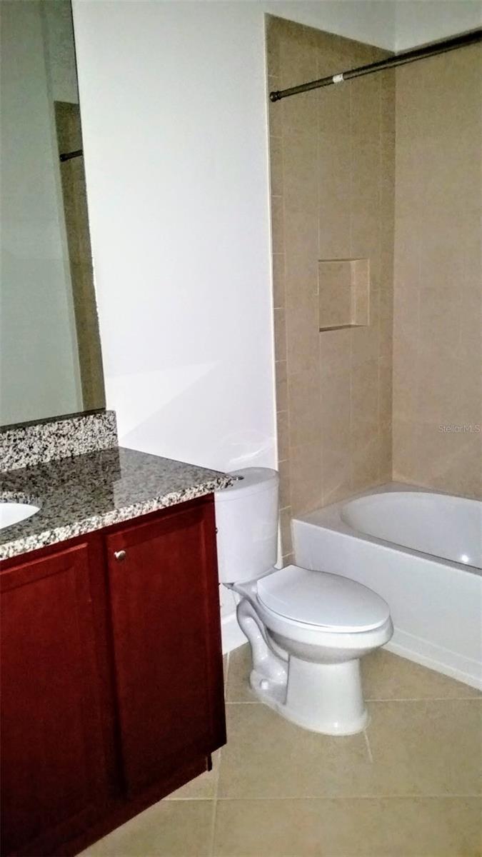 Image 19 of 33 For 13791 Benavente Avenue