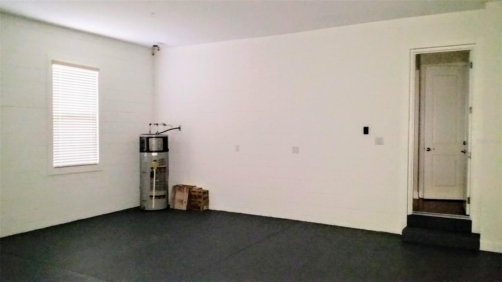 Image 26 of 33 For 13791 Benavente Avenue