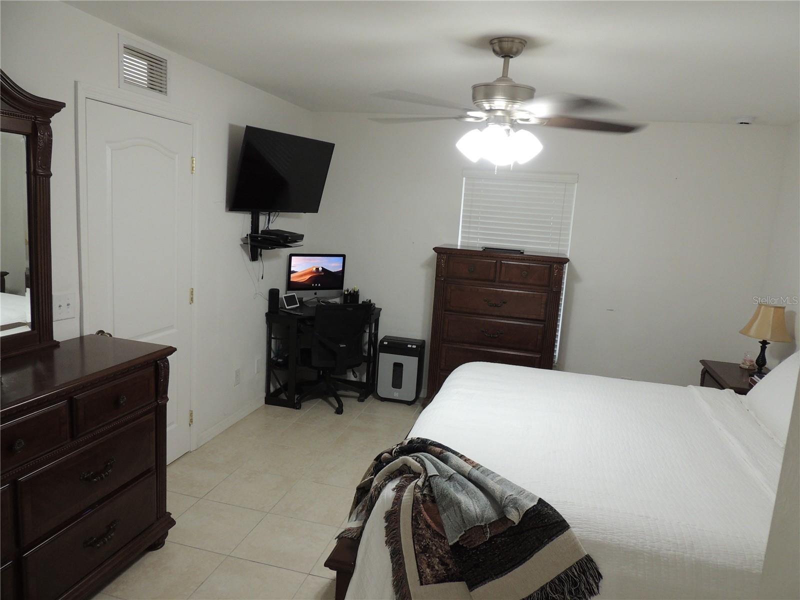 Image 34 of 74 For 2714 49th Street W