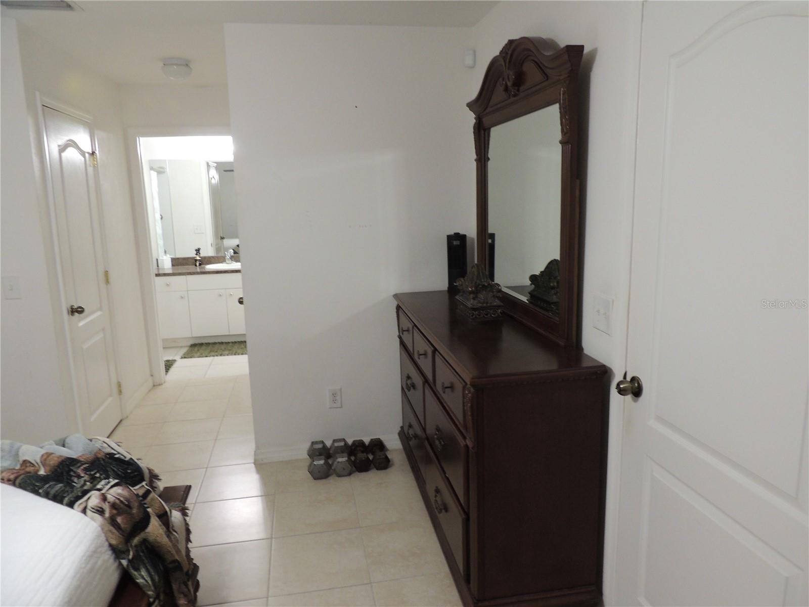 Image 37 of 74 For 2714 49th Street W
