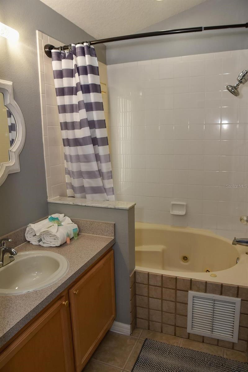 Image 14 of 25 For 2807 Playing Otter Court