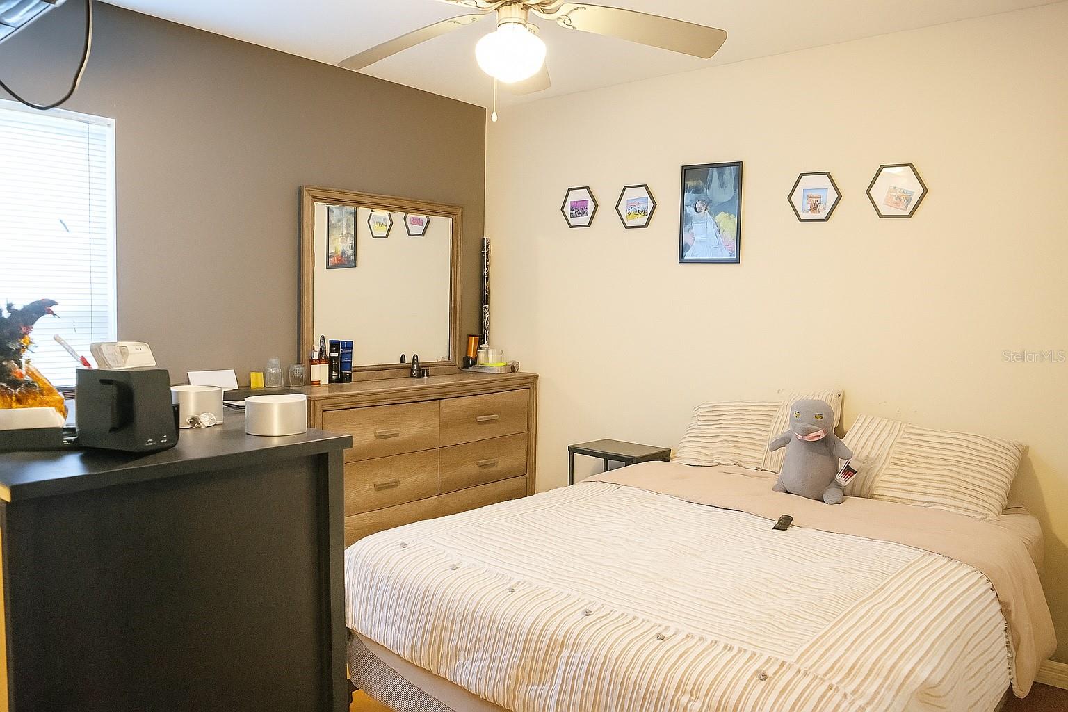 Image 9 of 16 For 423 Midway Avenue