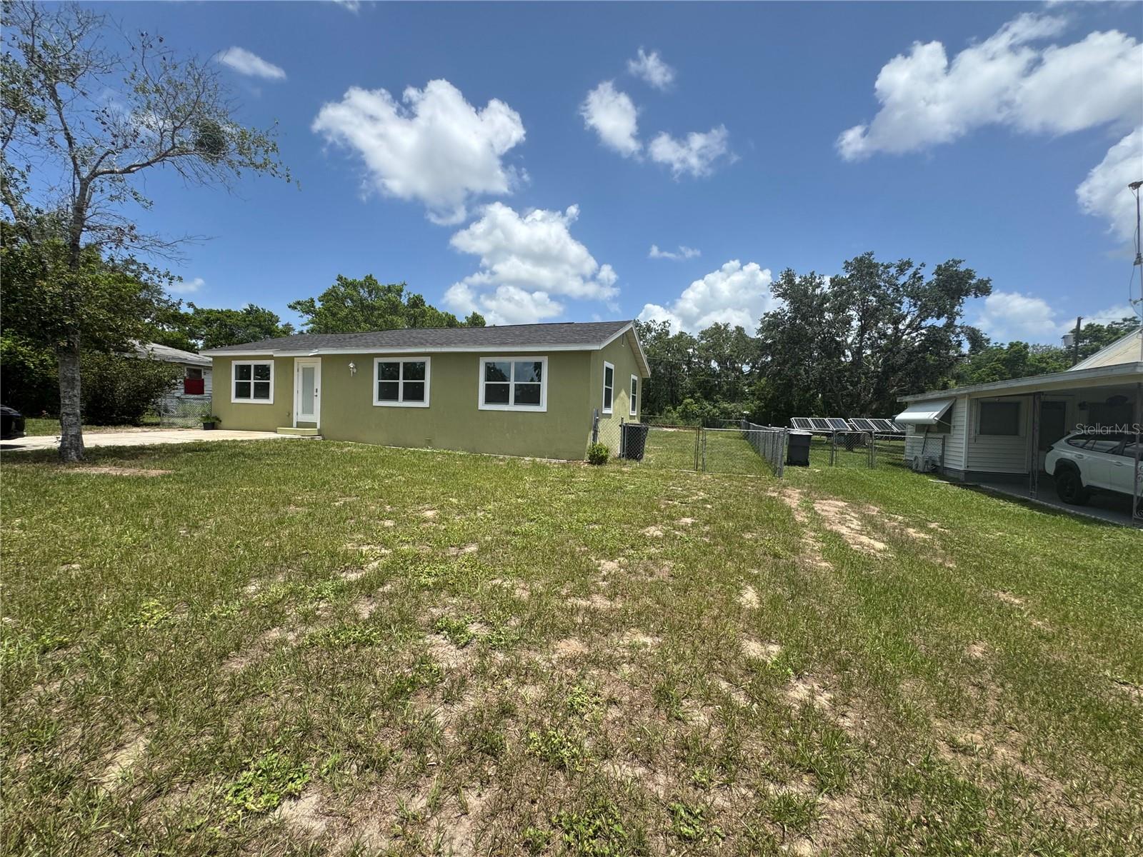 Image 4 of 22 For 2549 Olive Avenue
