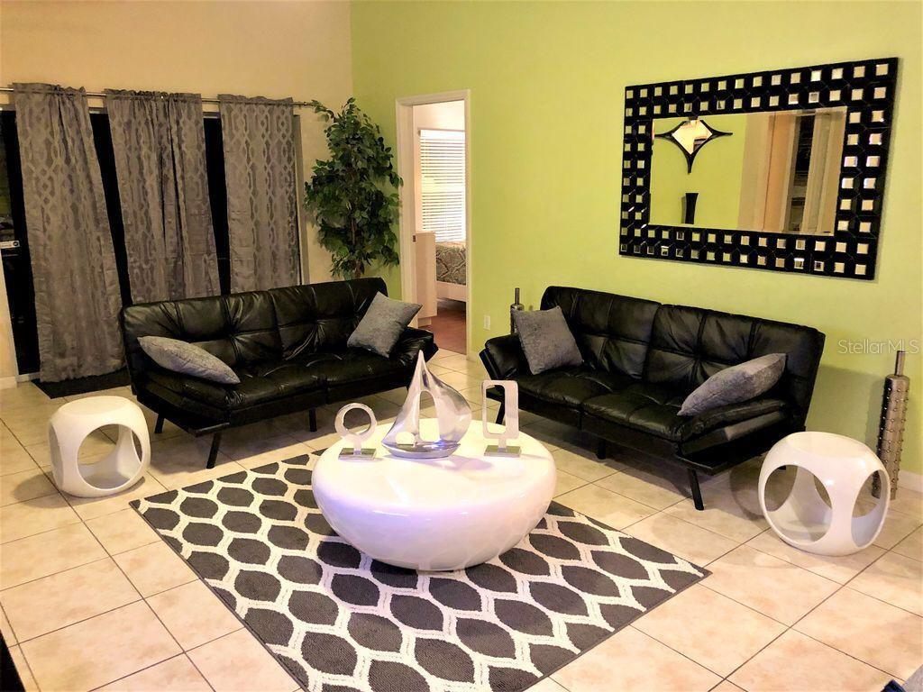 Image 4 of 29 For 2281 Royal Ridge Drive