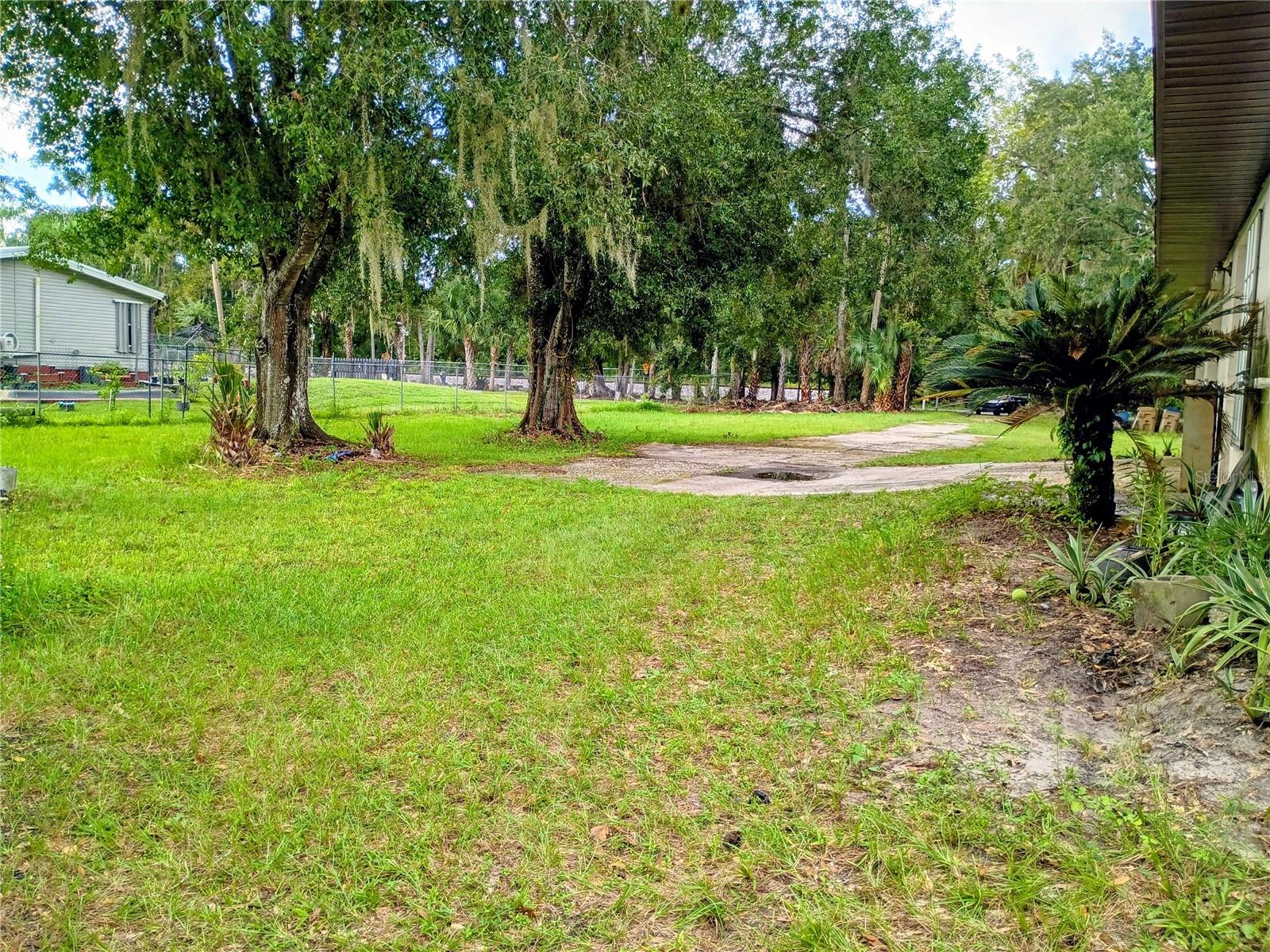Image 13 of 22 For 6528 Old Tampa Highway
