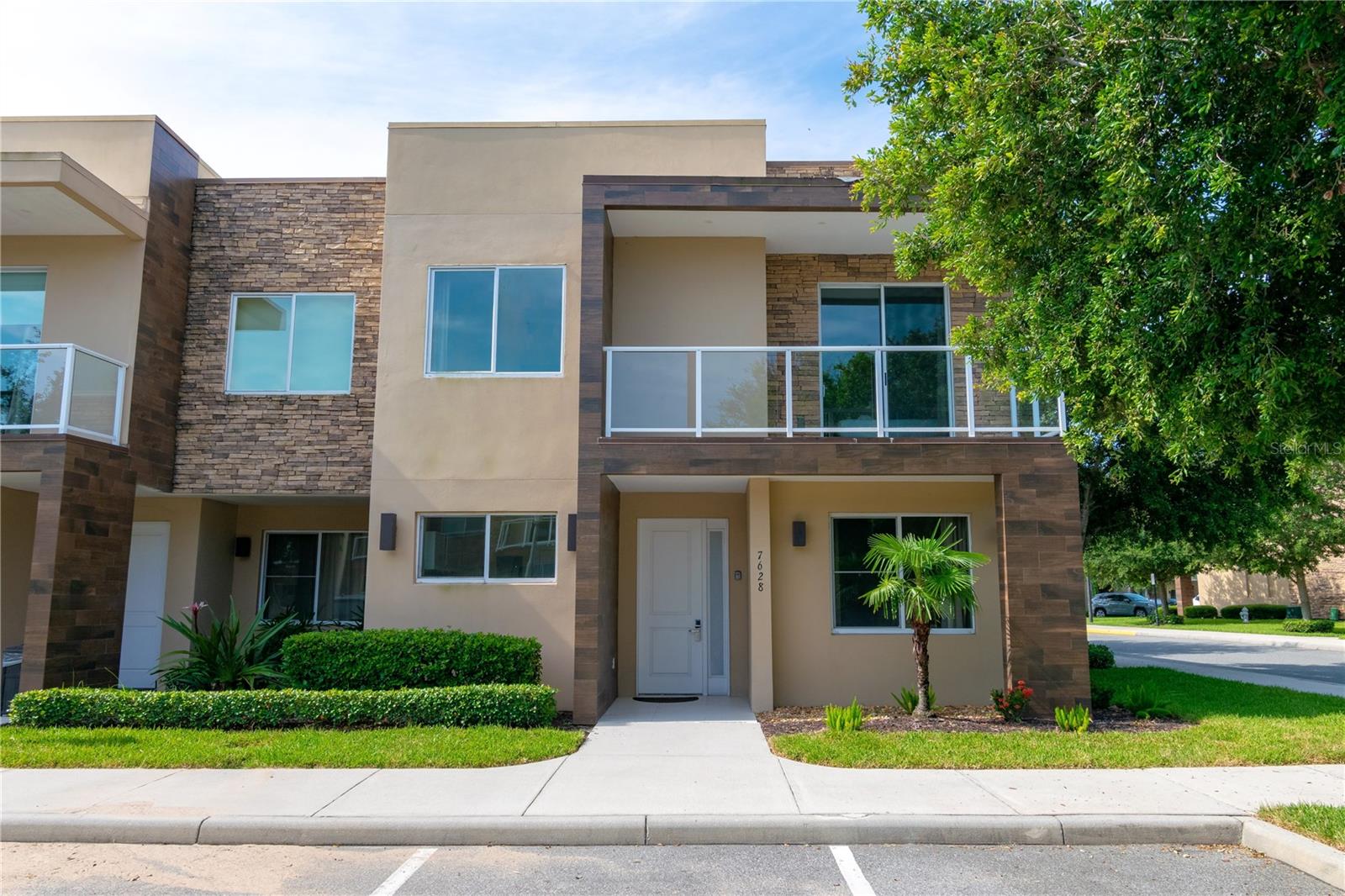 Image 3 of 37 For 7628 Recife Drive