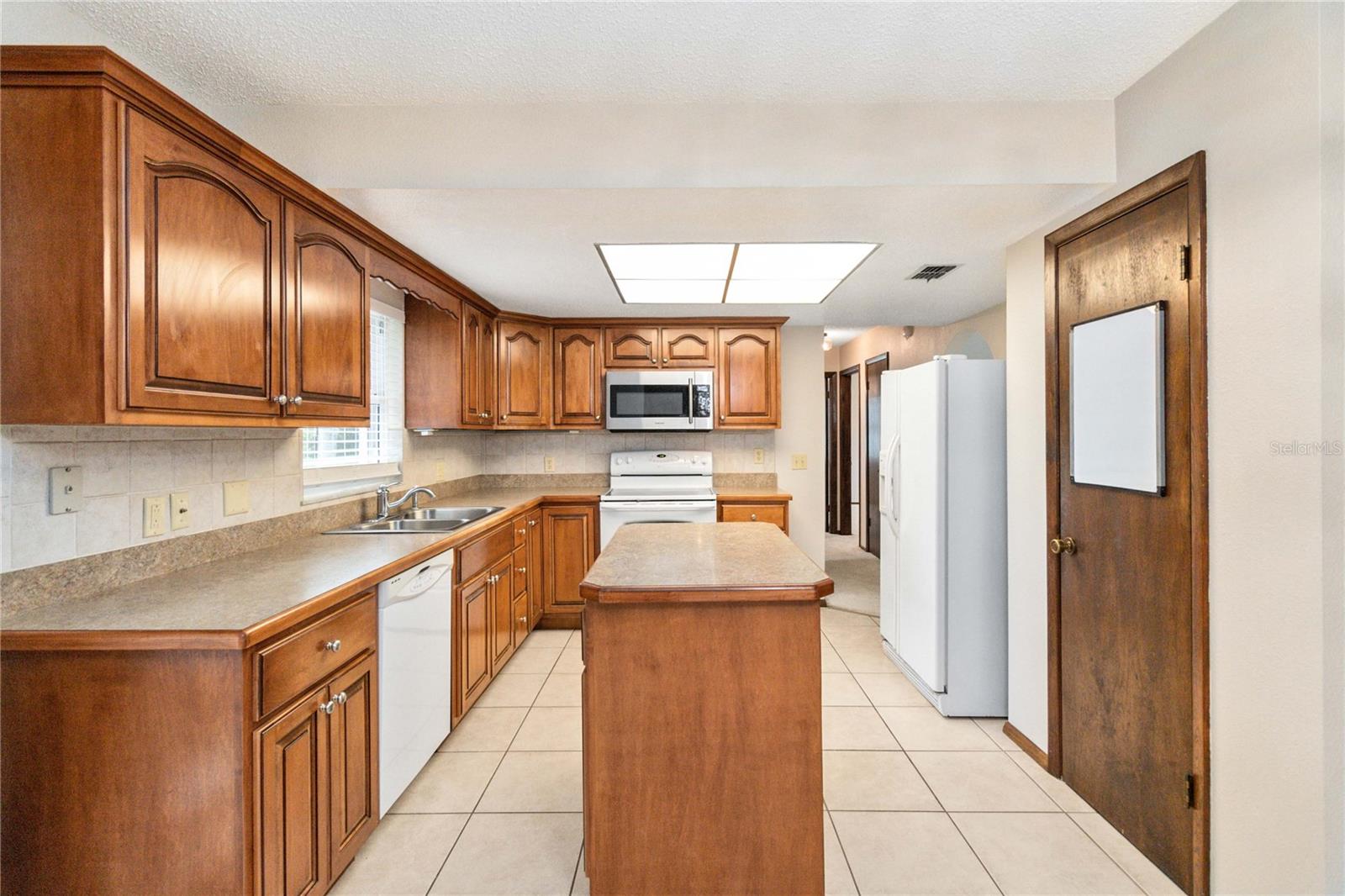 Image 12 of 44 For 110 Edgewater Drive