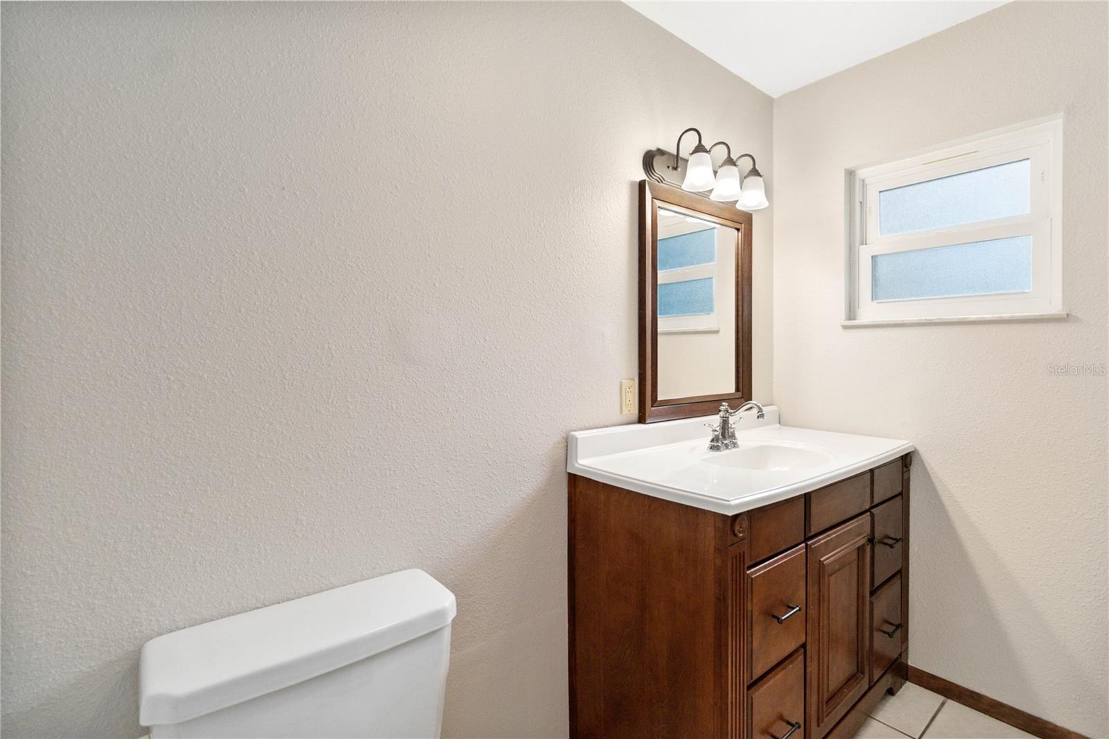 Image 22 of 44 For 110 Edgewater Drive