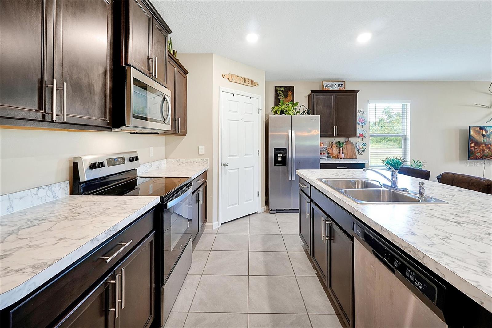 Image 7 of 51 For 3573 Sandhill Crane Circle