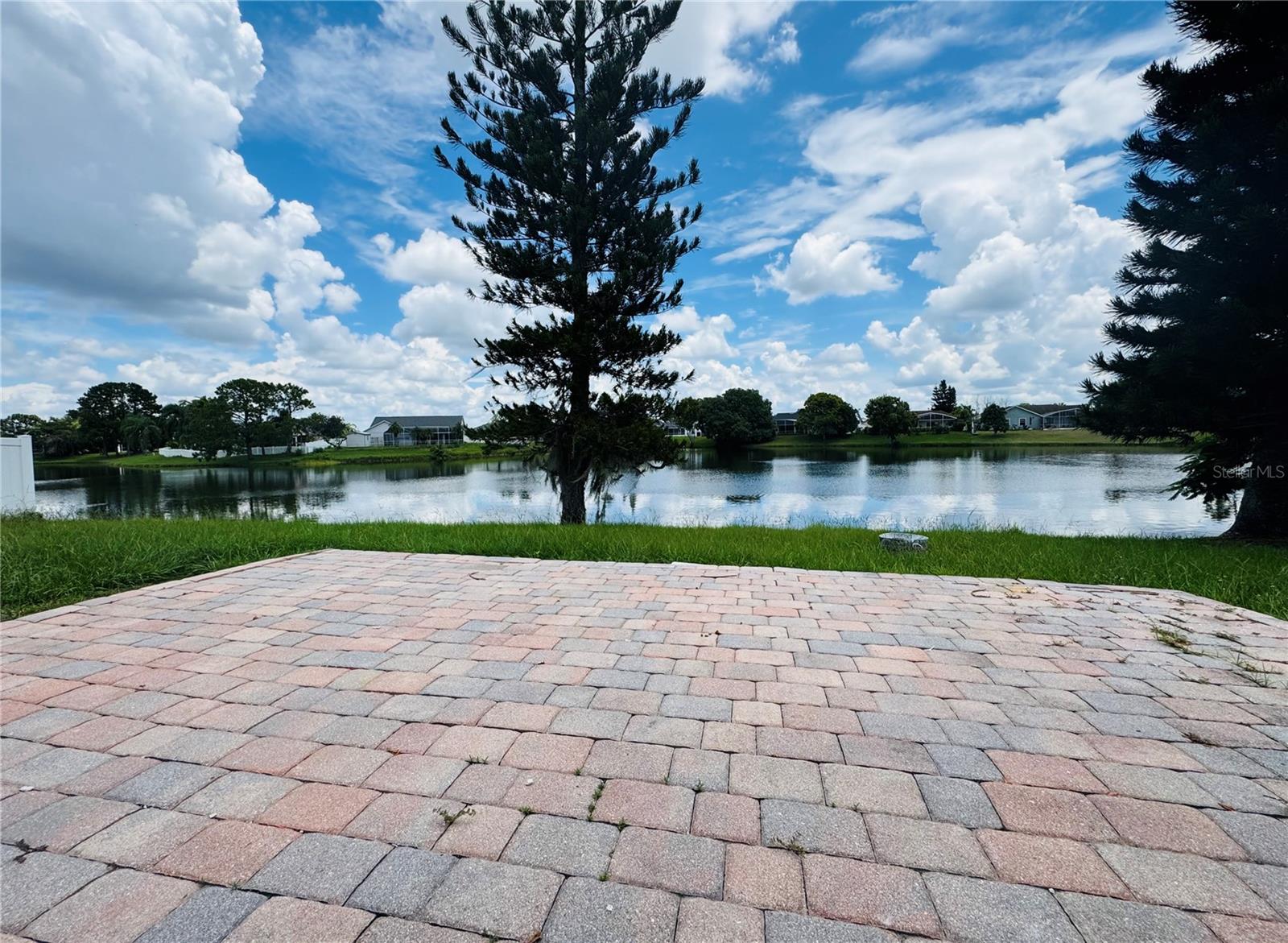 Image 18 of 18 For 2405 Queenswood Circle