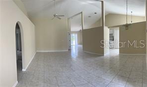 Image 2 of 12 For 2405 Queenswood Circle