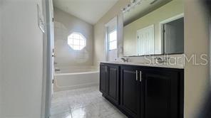 Image 6 of 12 For 2405 Queenswood Circle
