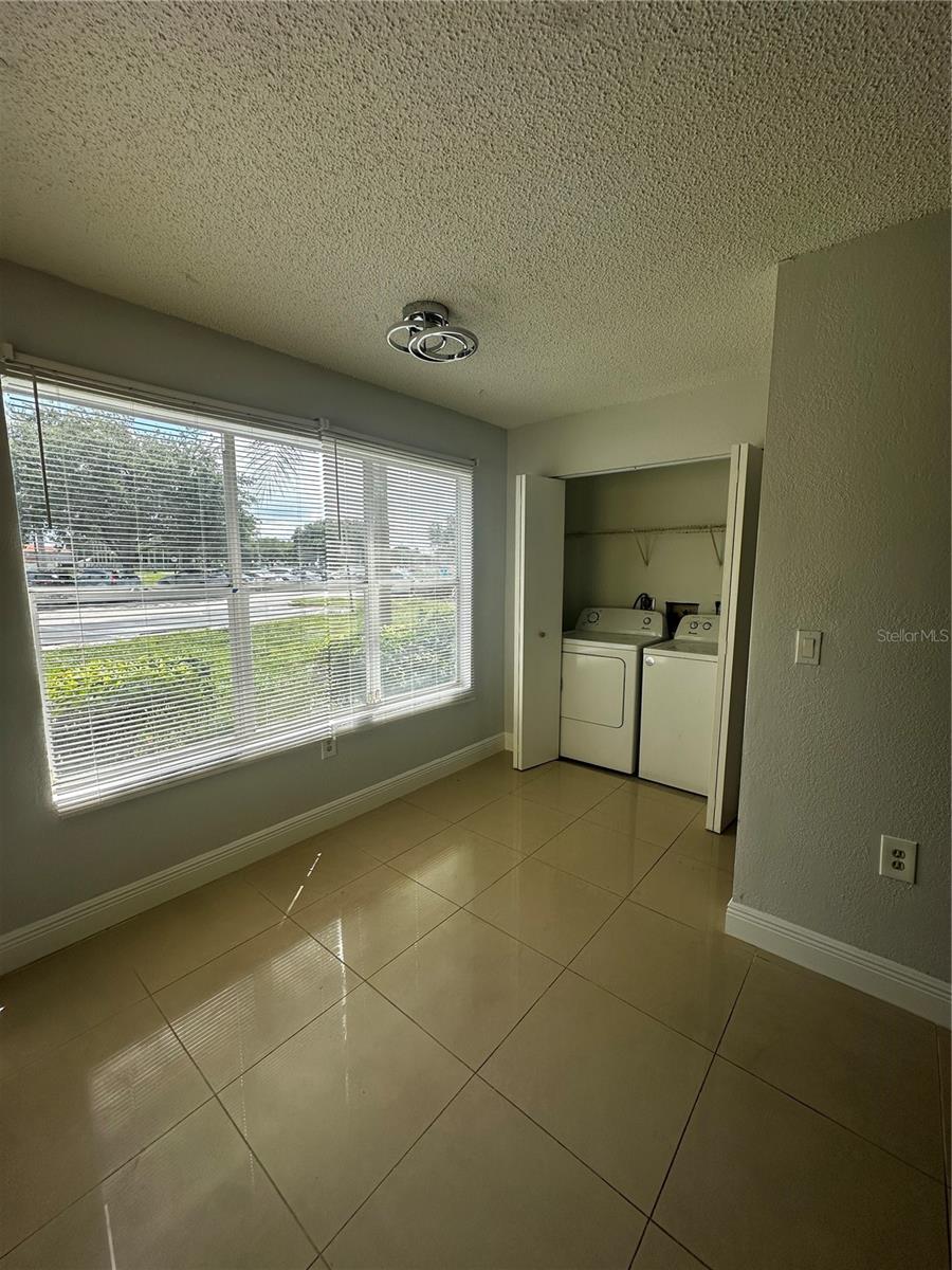 Image 12 of 27 For 12760 Vista Isles Drive 715