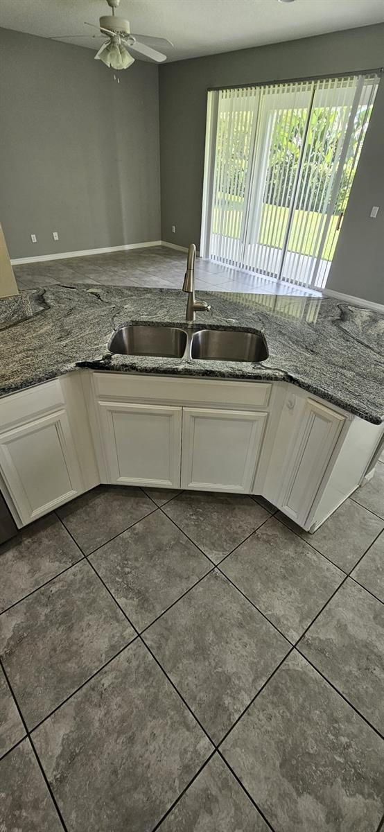Image 15 of 56 For 7848 Bostonian Drive