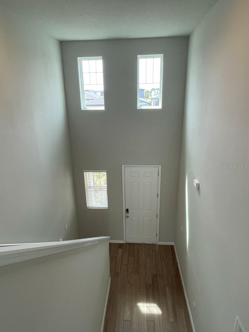 Image 4 of 21 For 5273 Sanders Oak Trail