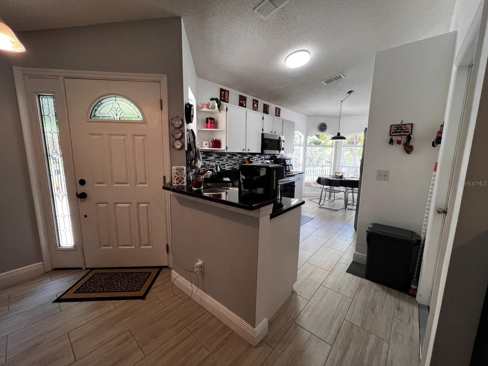 Image 3 of 52 For 10207 Cody Lane