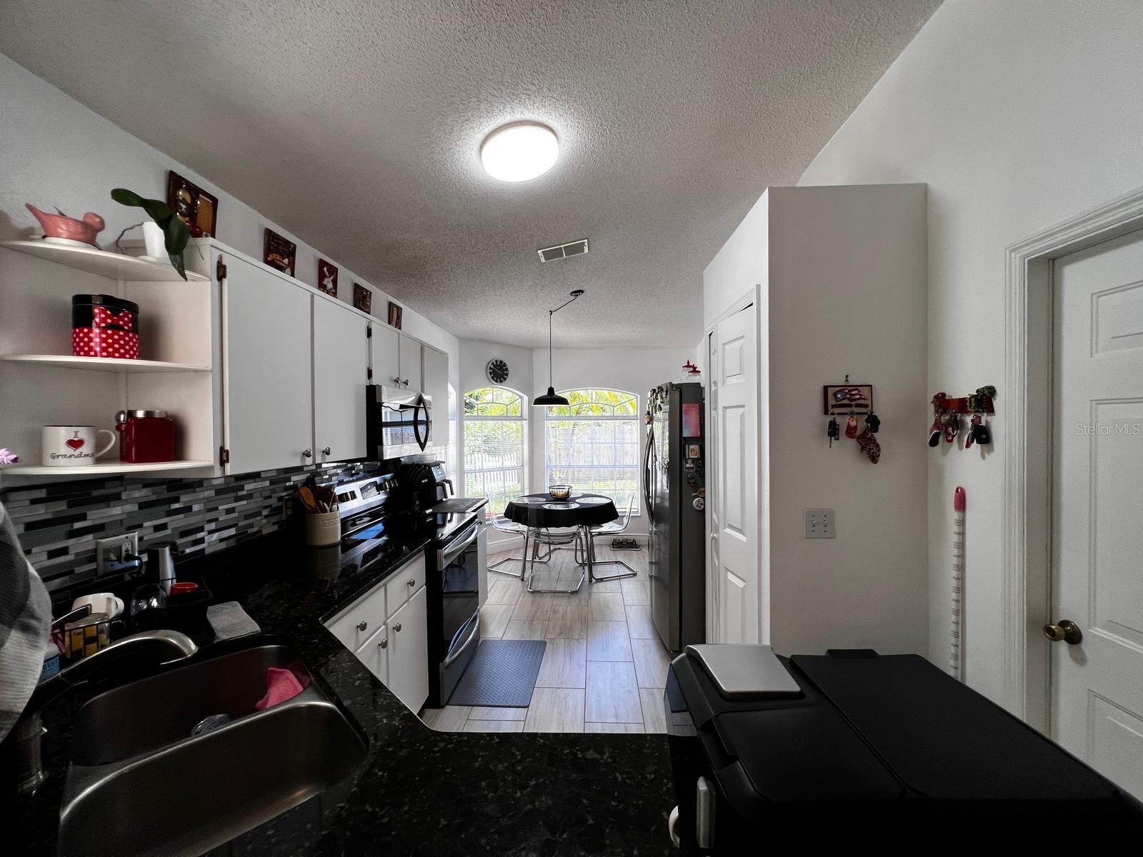 Image 4 of 52 For 10207 Cody Lane